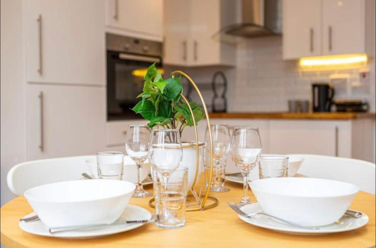 Beautiful 1Bd Apartment On The King'S Road Chelsea Londres Exterior foto
