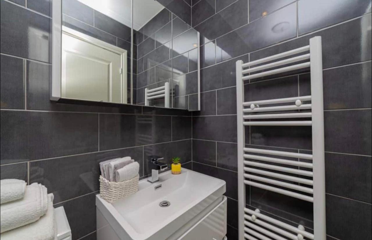 Beautiful 1Bd Apartment On The King'S Road Chelsea Londres Exterior foto